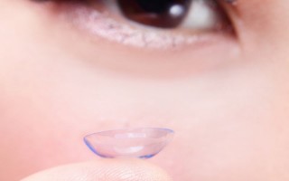600度隐形眼镜多少度，眼镜600度隐形眼镜多少度