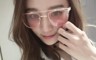 圆眼镜框什么颜色适合，圆眼镜框什么颜色适合女生
